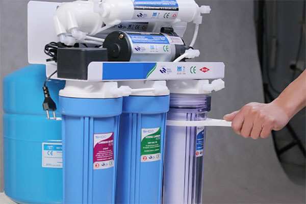 Tại sao máy lọc nước ra ít nước